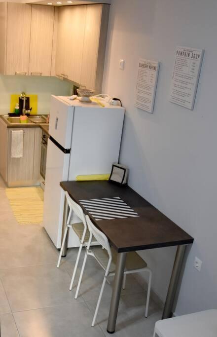 Modern Studio Next To The Sea! Porto Rafti Luaran gambar