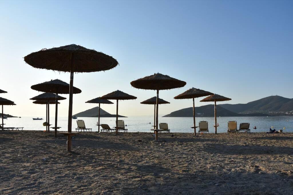 Modern Studio Next To The Sea! Porto Rafti Luaran gambar