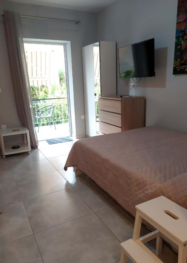Modern Studio Next To The Sea! Porto Rafti Luaran gambar